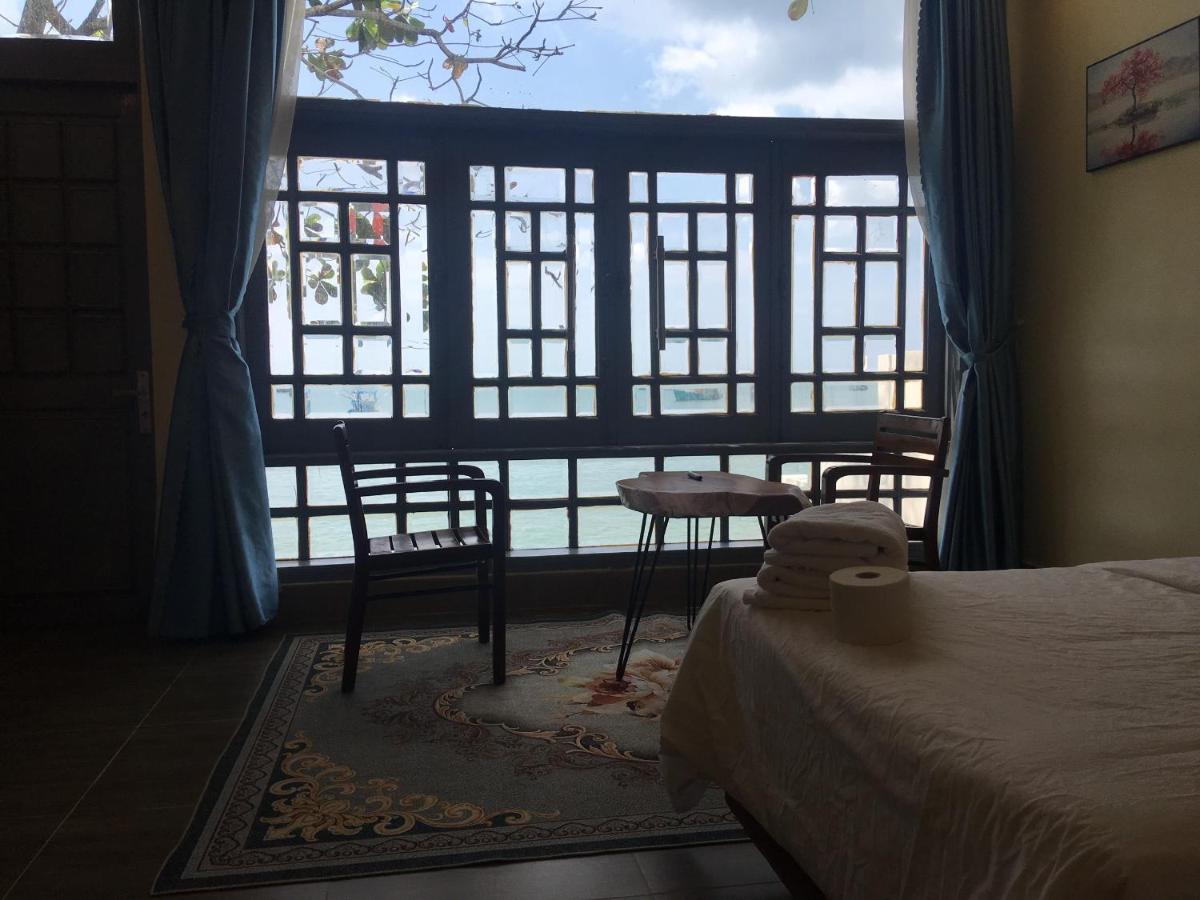 Western Beach Home - Phu Quoc Harbour View Villa Экстерьер фото